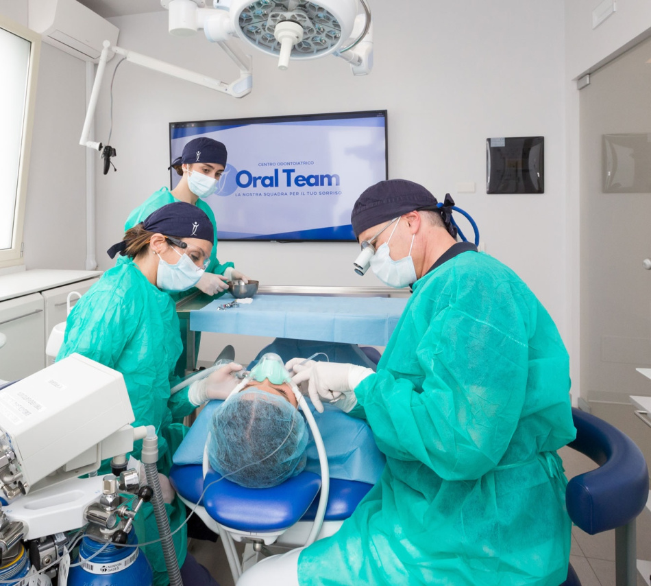 Implantologia Centri Odontoiatrici Oral Team | Agrate Brianza - Macherio - Monza e Brianza